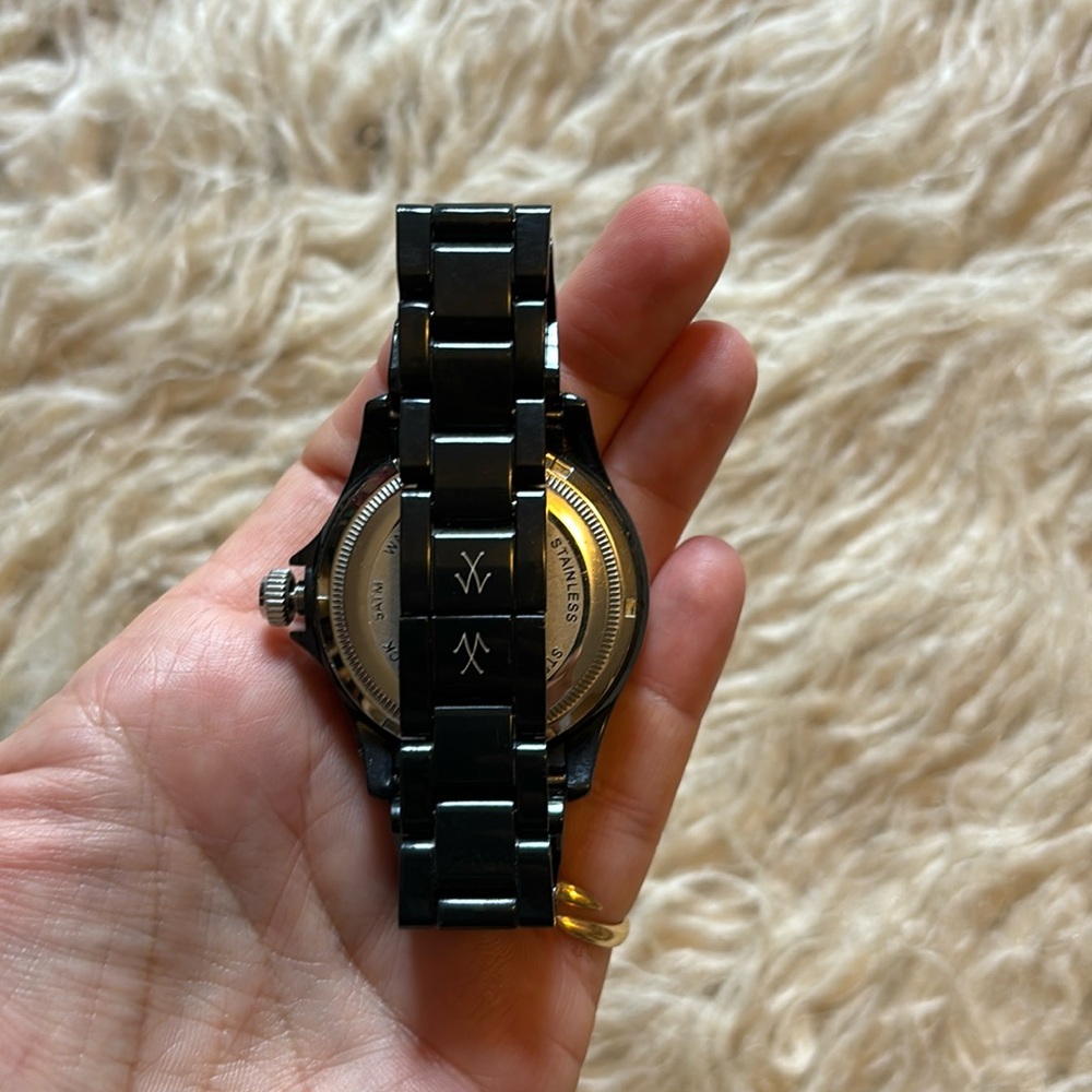 Toywatch - Picture 2 of 2